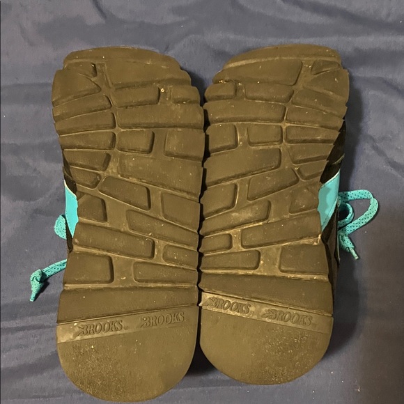 Brooks Black and Teal Athletic Shoes with Orange Highlights - Picture 7 of 13
